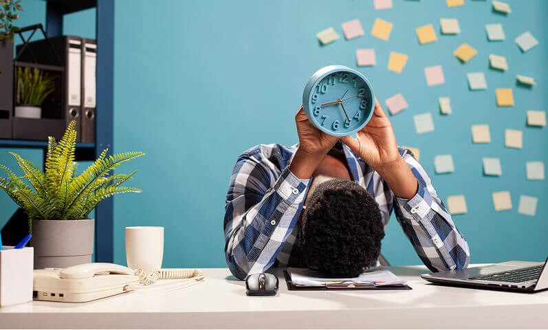 Quem tem diagnóstico de burnout pode pedir auxílio-doença ou estabilidade no trabalho em Mauá – SP?